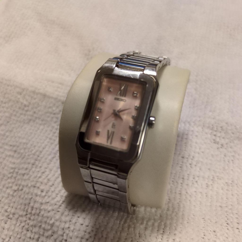 Used Seiko Lukia Ladies Watch Pink