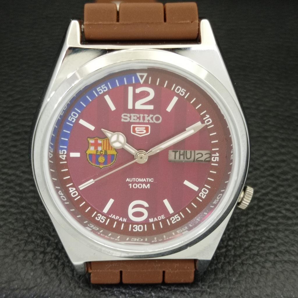 ВОССТАНОВЛЕННЫЕ ВИНТАЖНЫЕ МУЖСКИЕ ЧАСЫ SEIKO 5 AUTOMATIC 7009A JAPAN С КРАСНЫМ ЦИФЕРБЛАТОМ a433563-2 R117-a433563