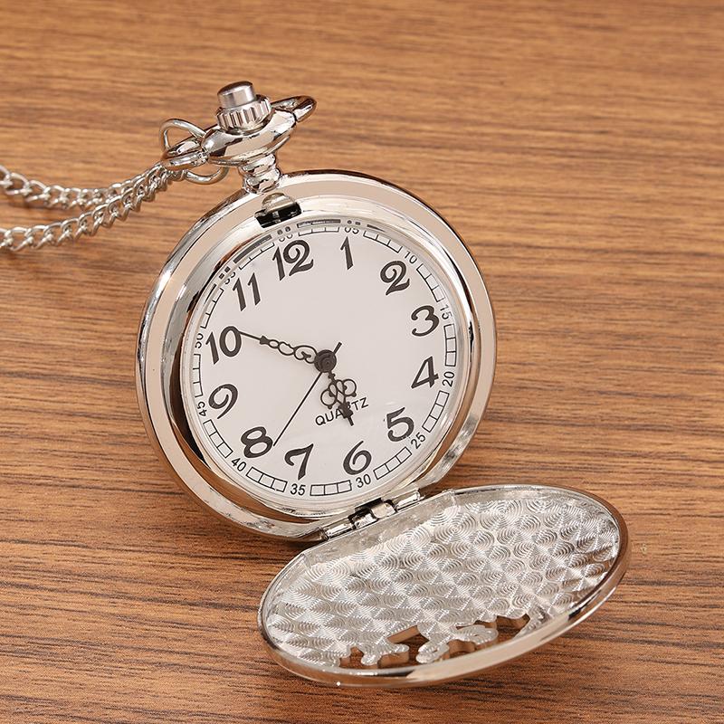 Retro Fashion Men's Silvery Pocket Watches Classics Men Necklace Pendant Quartz Pocket Watch Men Gifts