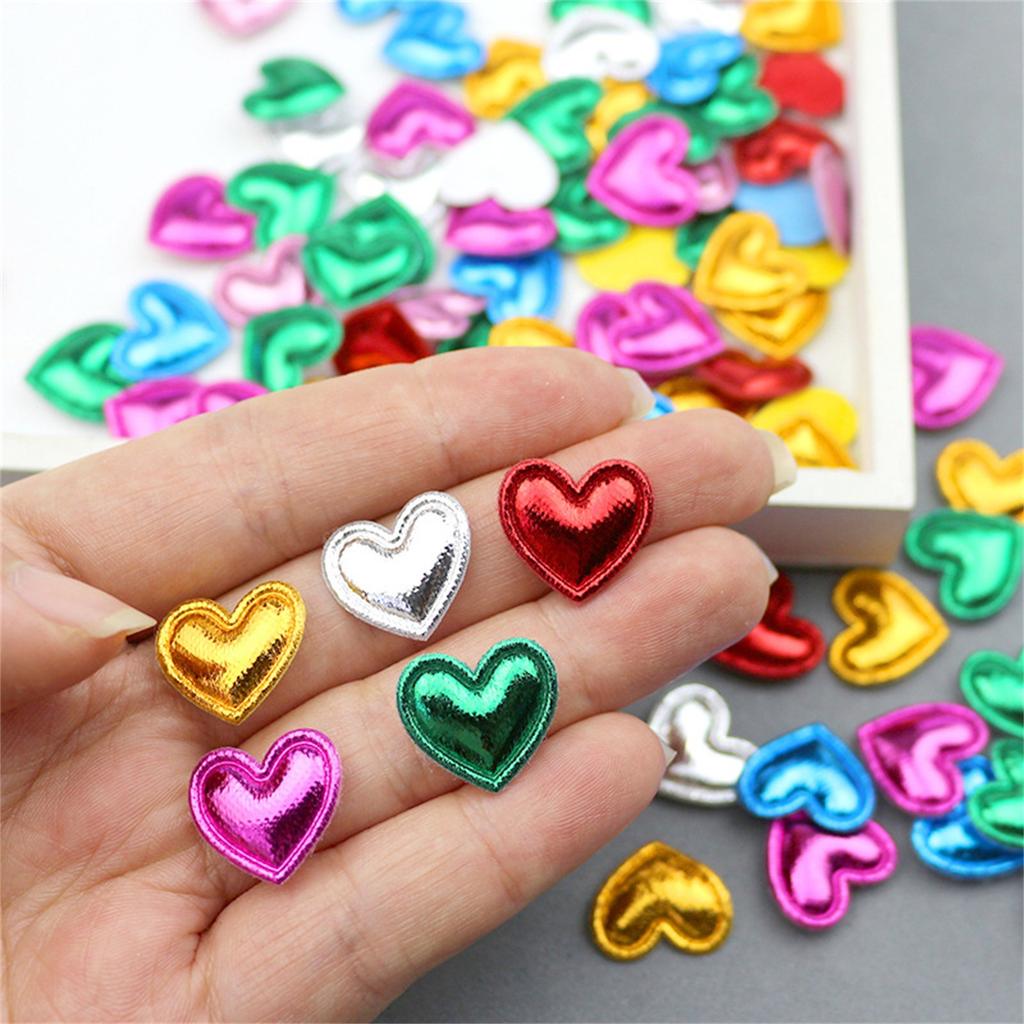 100 шт. 1,7*1,6 см сердечки из искусственной кожи с подкладкой аппликации для одежды шляпы шпильки украшения аксессуары DIY ремесло смущение