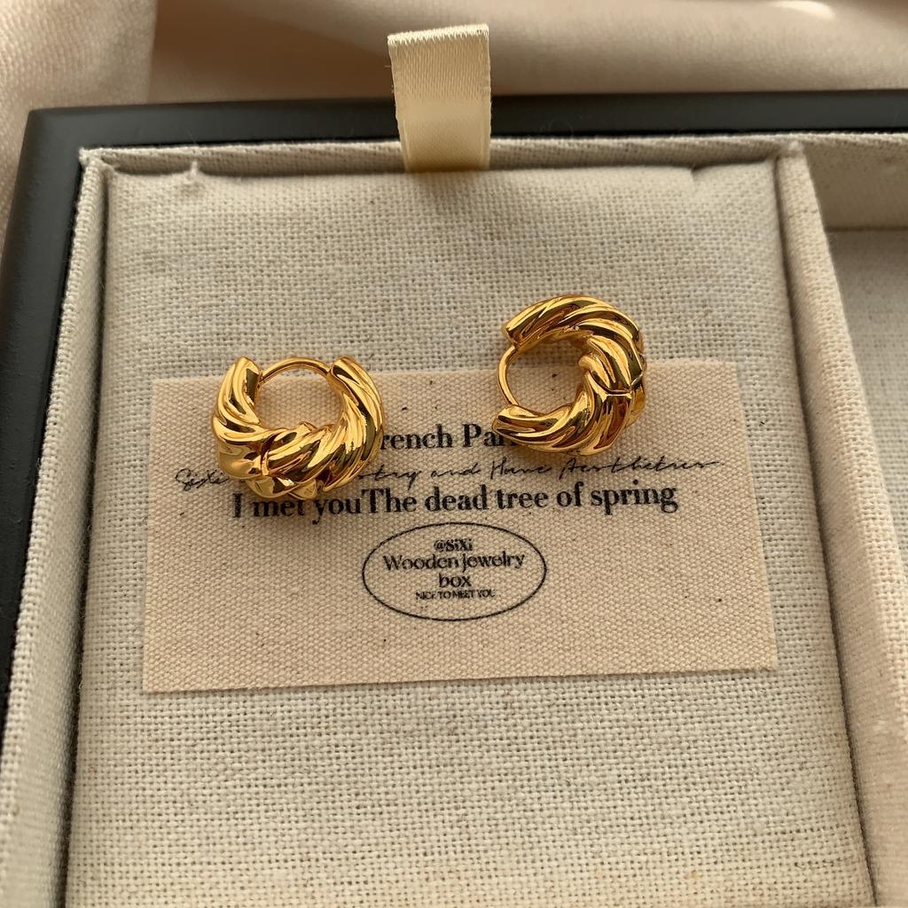 Gold Woven Geometric Earrings Earrings Vintage Exquisite Premium Personality Unique Earrings