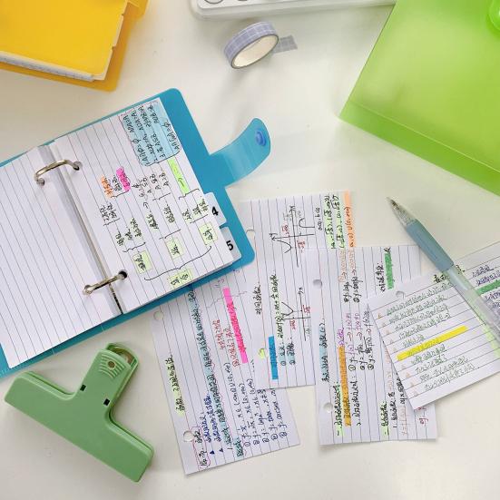 Карточки с подкладкой и держателем для папок с кольцами. Дизайн с предварительно перфорированными отверстиями. Компактный размер. Портативный. Широкая портативность.