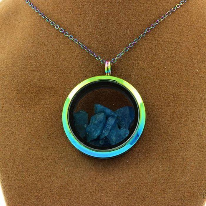 Stones and Minerals. Raw Neon Blue Apatite Necklace. Multicolored Model.