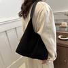 Elegant Large Capacity Nylon Shoulder Bag For Women With Trendy Street Style And Magnetic Closure