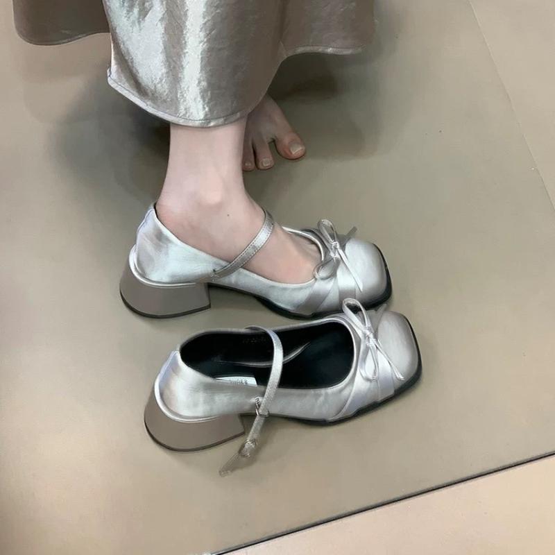 Женская обувь 2025 Весна Мэри Джейн Мода Бант Квадратный носок Сатин Женские туфли на высоком каблуке Пряжка Элегантные туфли Свадебная обувь