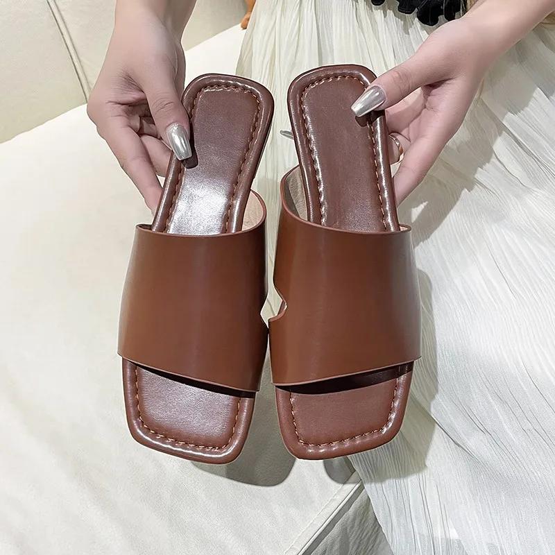 Модные женские туфли Flat Trailer 2024 Новые весенние и летние женские туфли на низком каблуке Удобные модные розовые белые черные большие размеры 43