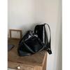 IELGY Korean Version of Soft Leather Commuter Shoulder Bag, Black Fashion Versatile Large-capacity Tote Bag, Messenger Bucket Bag