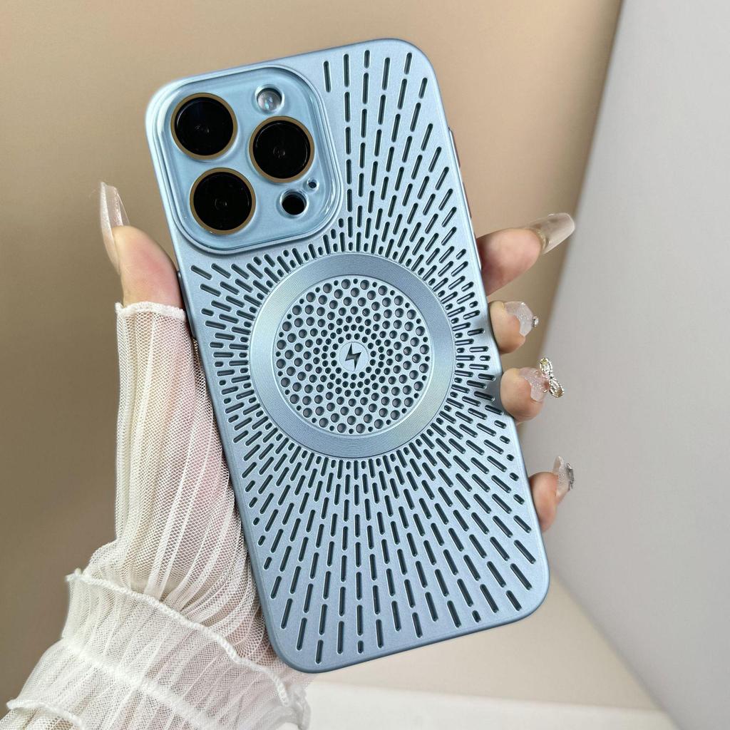 Дышащий сетчатый чехол для iPhone15Pro и 14Pro с функцией рассеивания тепла, магнитная зарядка, защитное покрытие с приятными на ощупь свойствами.