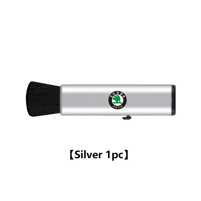 AAABS1 Car Retractable Cleaning Brush Air Conditioner Computer Cleaning Brush For Skoda Kamiq Karoq Octavia 2 3 Rapid Scala Kami Fabia