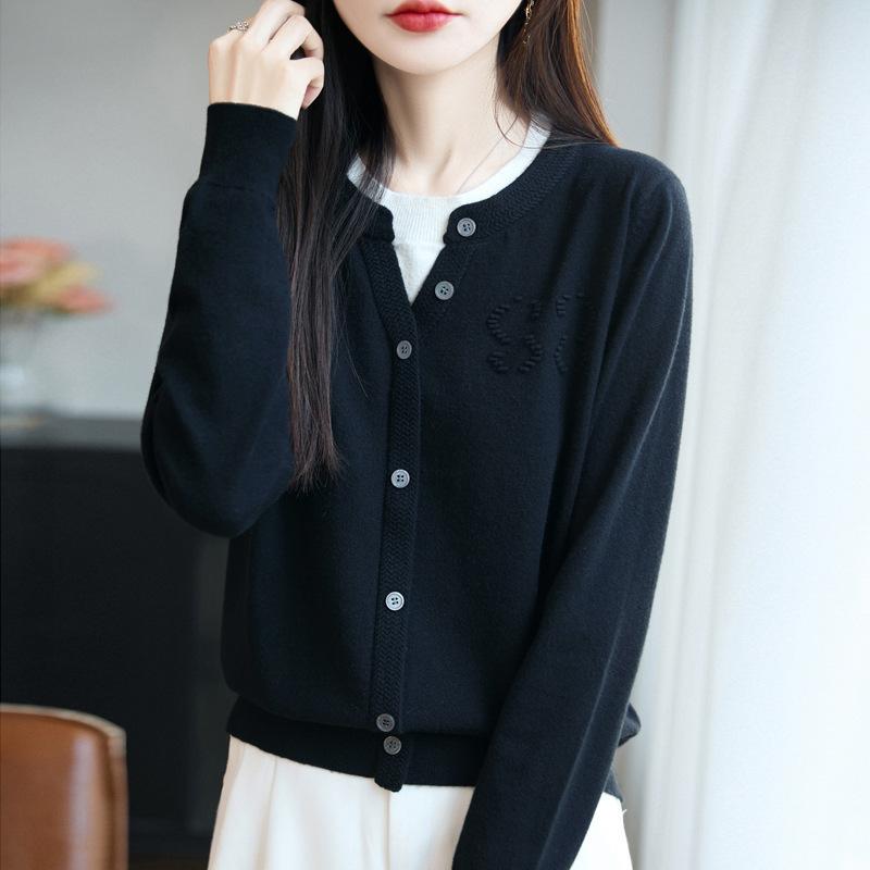 Новый осенне-зимний вязаный свитер с круглым вырезом и длинными рукавами, женский комплект-двойка, имитирующий топ с двухцветным дизайном.