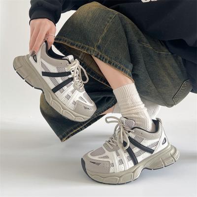 Серые универсальные туфли для папы на маленькой платформе, женские, новинка 2025 года, легкие, увеличивающие рост, повседневные спортивные туфли