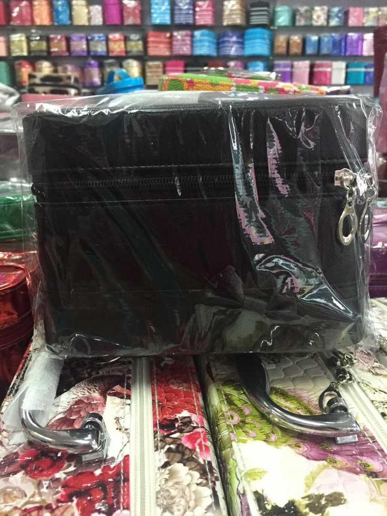 Вместительная летняя женская милая корейская косметичка 2024 года - Многофункциональный органайзер