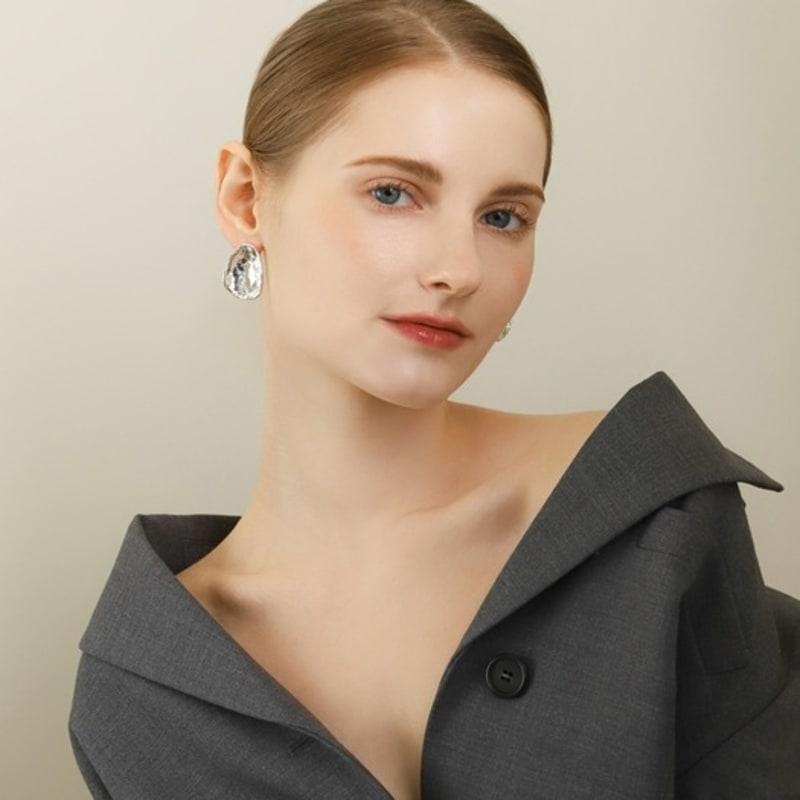 Ozel Crumble Button Earrings PB129E