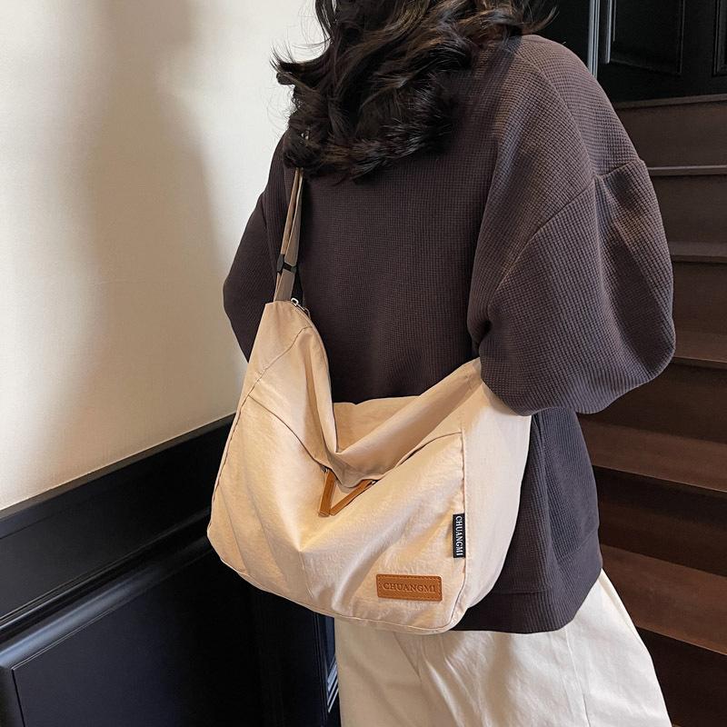 Литературная и универсальная спортивная сумка-мессенджер, повседневная наплечная сумка, большая вместимость, легкий и простой студенческий рюкзак