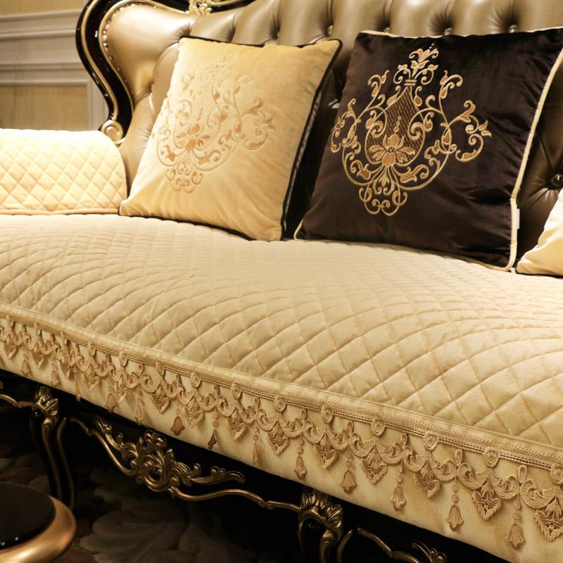 European Quilted Sofa Cover Luxury Fall Winter Non-slip Universal Living Room Couch Cushion Thicken Sofa Towel Decor Slipcover