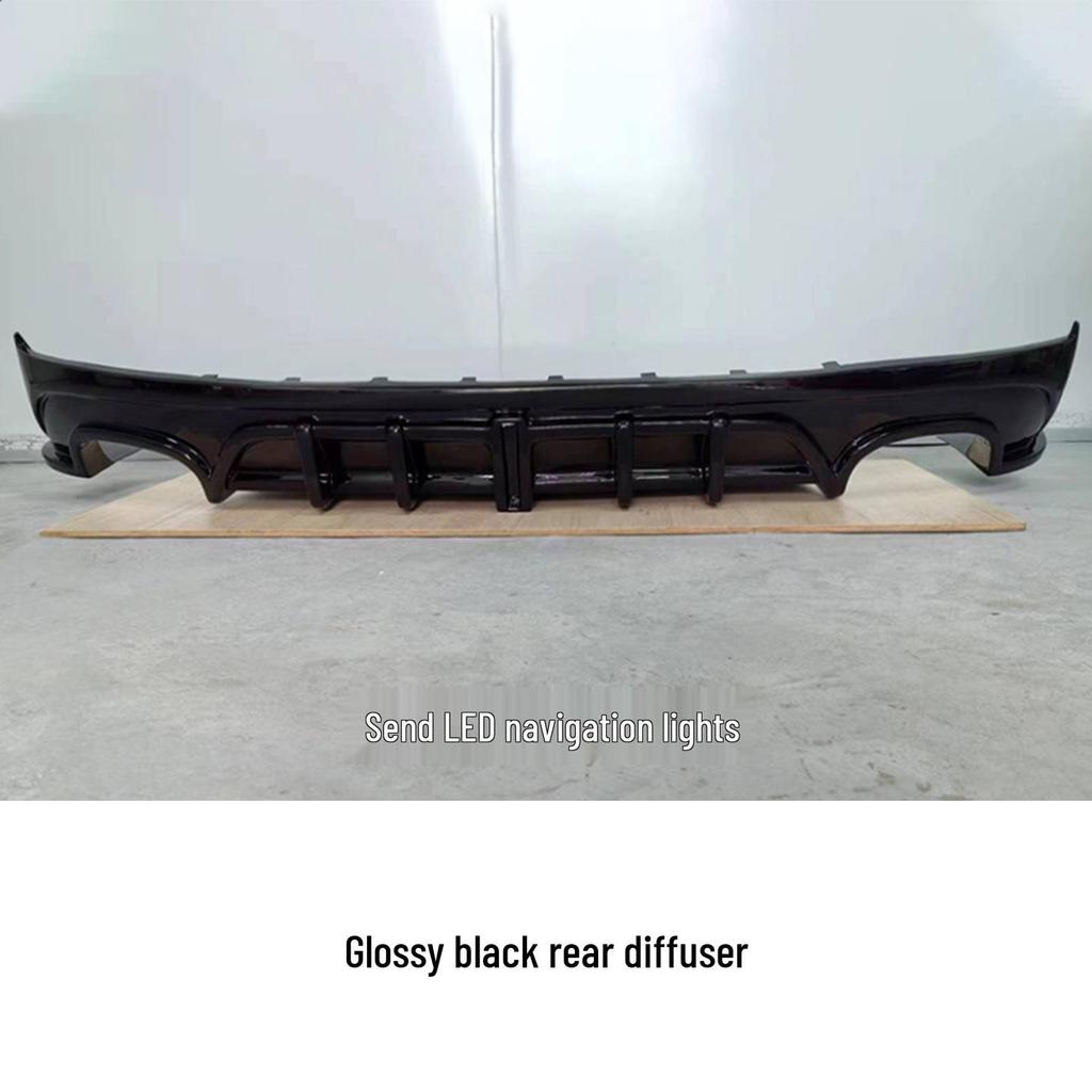 Обвес для Geely Xingyue L 21-25: Модифицированные передний/задний сплиттеры, диффузор и насадки на выхлопные трубы