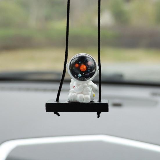 Car Swing Astronaut Hanging Decoration Resin Craft Auto Rearview Mirror Cartoon Spaceman Pendant Ornament Interior Accessories