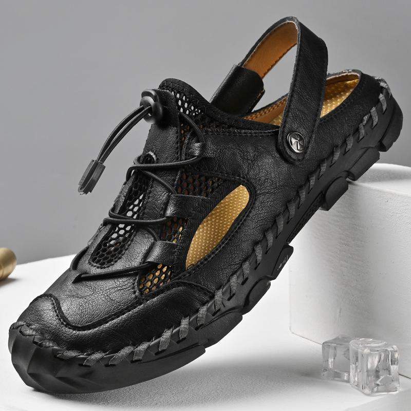 Popular Large Size Summer Men's Shoes Breathable Sandals Casual Mesh Shoes Hollow Soft Sole Travel Shoes New Slippers