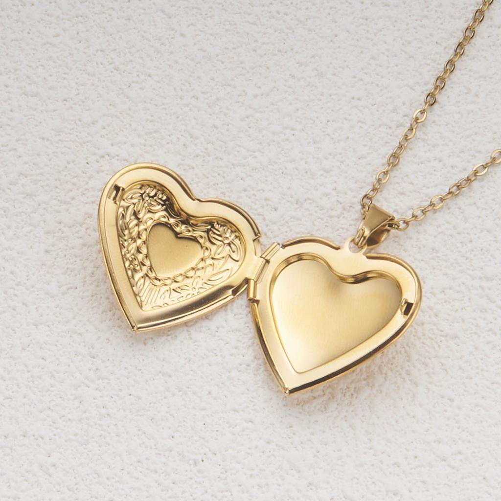 Stylish Pendant Necklace Heart Shaped Locket Collarbone Chain Adjustable Length Choker Fashionable Jewelry for Dates