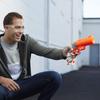 HASBRO Nerf Fortnite FLARE Бластер-пистолет сигнального типа, стреляющий дротиками, включает 3 официальных мега-дротика, звук свиста при стрельбе, рукоятка взведения F3367 Аутентичный для мужчин