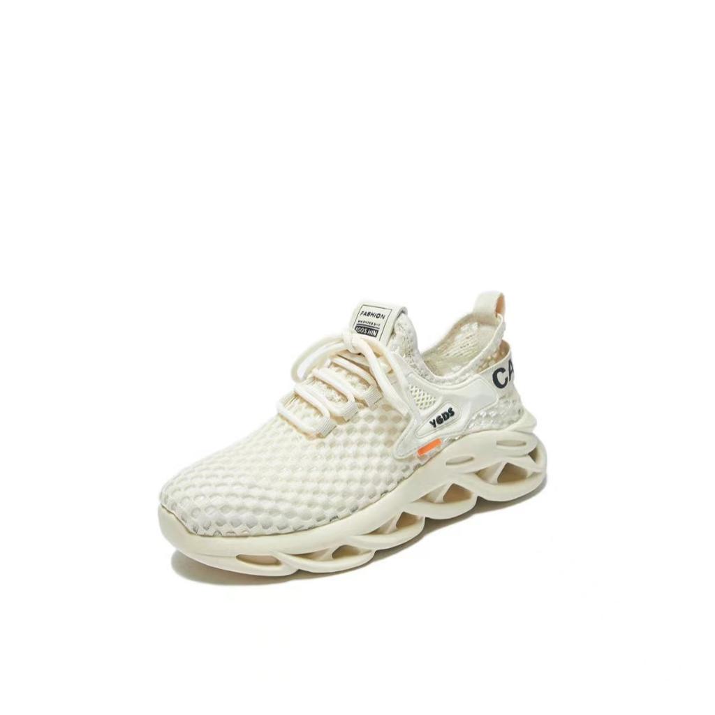 Кроссовки женские удобные наступающие на дерьмовую сетку 2024 лето новые полые дышащие сетчатые мягкие подошвы кроссовки для бега с мягкой поверхностью