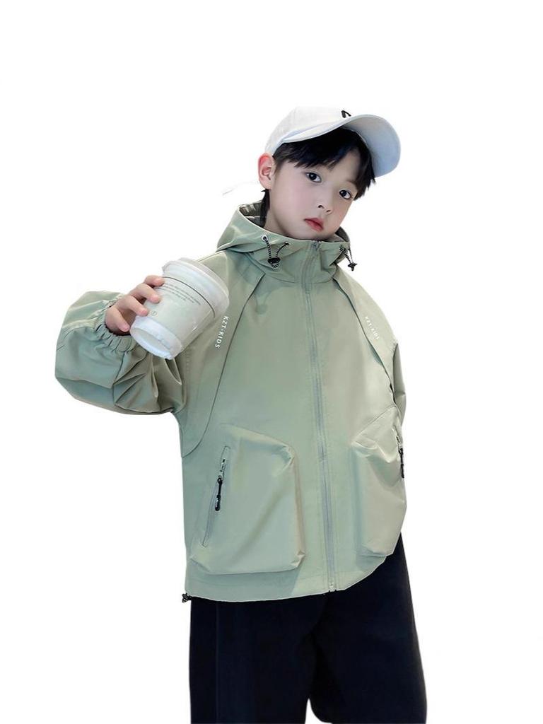 Детский ветрозащитный плащ на весну/осень 2025 года: Модная и ветрозащитная тонкая куртка для больших детей