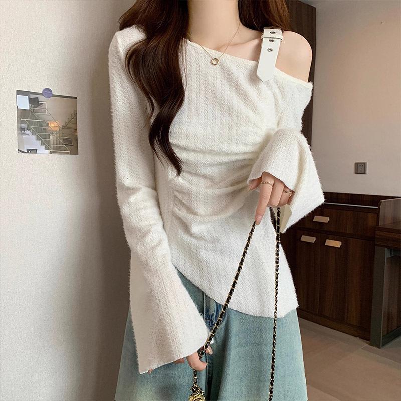 Design Pure Style Off-shoulder Long-sleeved Top for Women's Spring and Autumn Thin Slim Knitted Sweater
