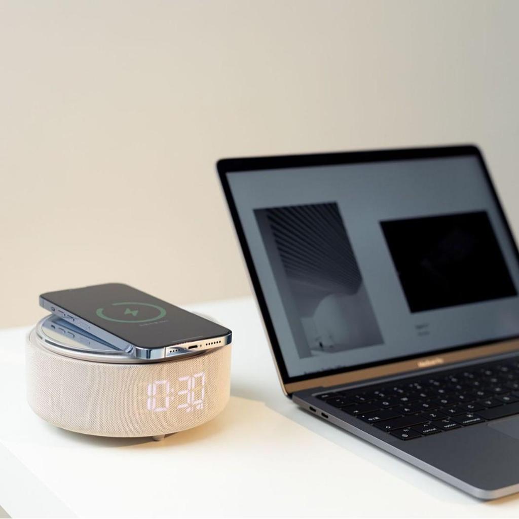 Многофункциональное зеркало для макияжа с лампой, Bluetooth-колонкой и ночником - Идеальный подарок на день рождения девушки