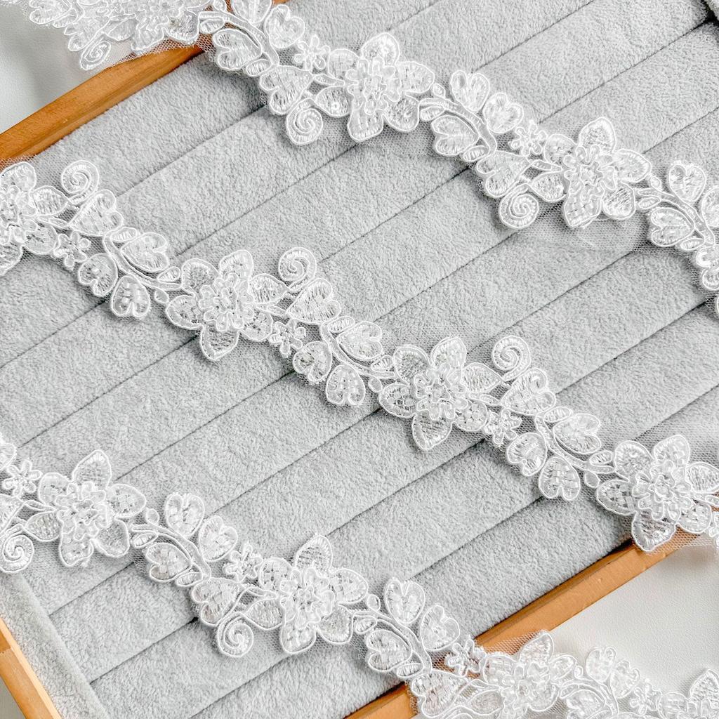 White Mesh Handmade Beads Three-Dimensional Flower Lace Clothing Skirt Dress Wedding Decoration Lace Accessories