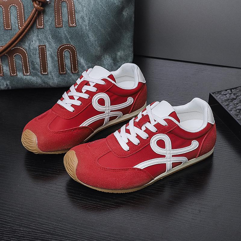 98 New Women's Shoes Trendy Brand Retro Fashion Versatile Thick Sole Soft Sole Not Tired Feet Versatile Casual Shoes