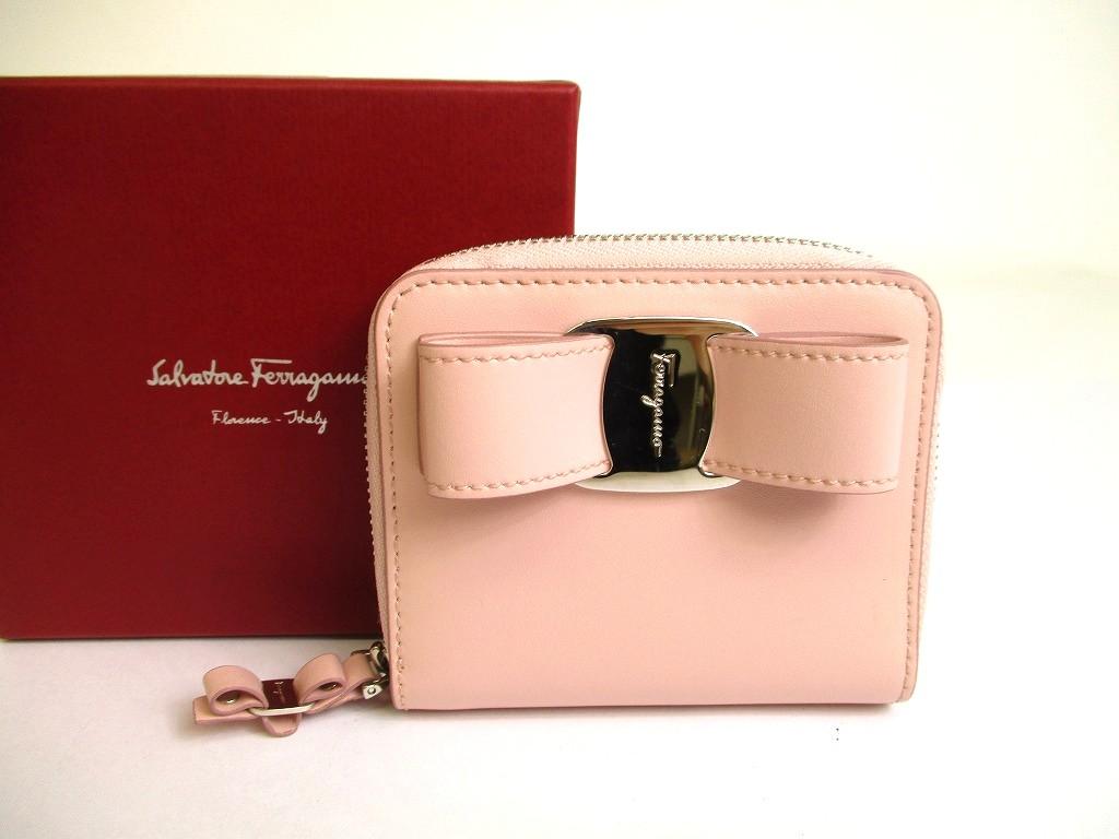 Оригинальный кожаный кошелек Salvatore Ferragamo Vala светло-розового цвета, бифолд #a783  Восстановленный