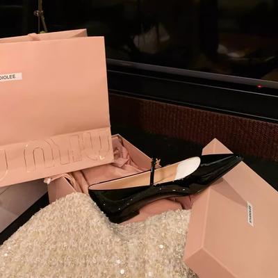 Версия из овчины~ Французские нежные туфли маленькая золотая пряжка одно слово с острым носком балетки туфли Мэри Джейн женские одинарные туфли