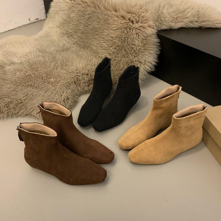 Осенняя прогулка~ Корейская версия ins маленькие короткие ботинки универсальные матовые ковбойские ботинки квадратный носок внутренняя платформа ботильоны женские новые зимние модели