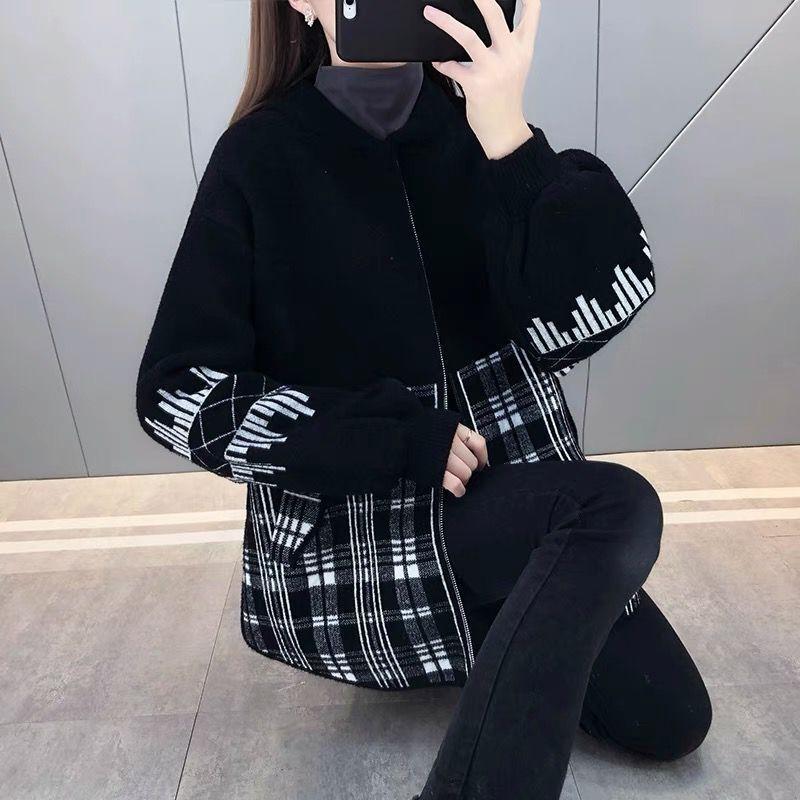 Korean Version of Women's Small Fragrance Style Woolen Coat, Spring and Autumn, Round Neck, Grid Pattern, Zipper, Pockets, Knit Cardigan