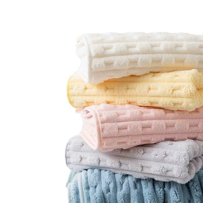 1/4PCS Soft and Absorbent Without Shedding Hair Fiber Bath Towel,Quick Drying Beach Towel with Water Absorption,Coral Fleece Towel