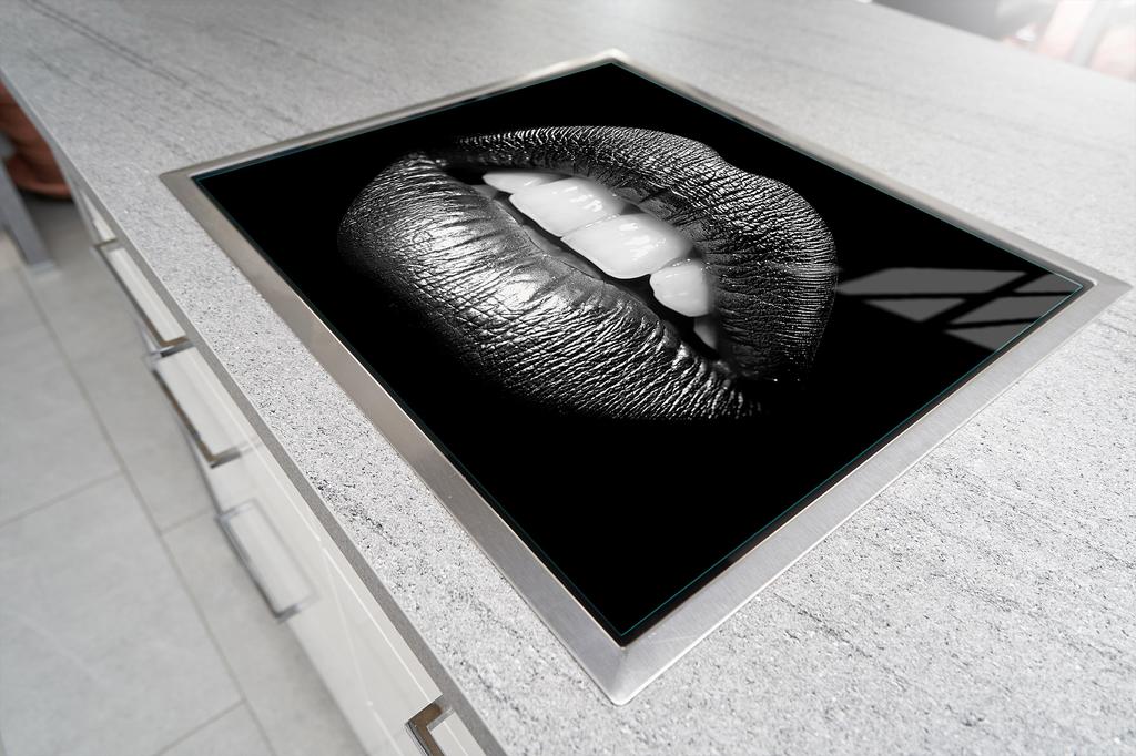 Glass protective plate for the stove 70x52 Mouth