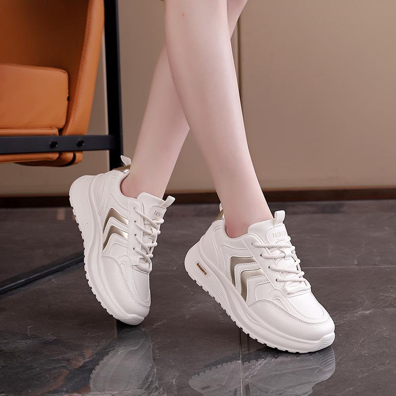 Инс корейская версия обуви Форрест Гамп женская 2025 весна новая уличная съемка студенческие беговые спортивные туфли маленькие белые кеды женские Q171