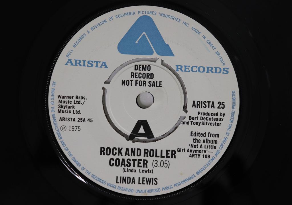7inch Record LINDA LEWIS - Rock And Roller Coaster / Seaside S ARISTA25PROMO ARISTA 1975 UK Soul/Funk Used