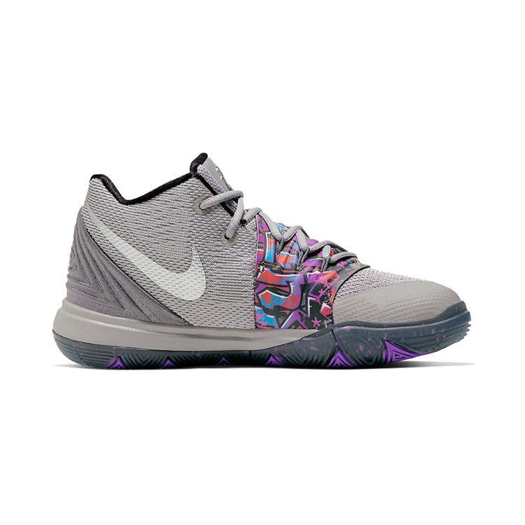 Nike Kyrie 5 Graffiti Irving 5 Средневысокие Детские Баскетбольные Кроссовки Серый Фиолетовый Дети Возраст 3 7 Лет AQ2458-001