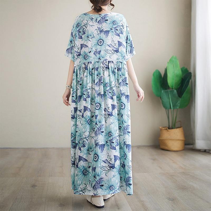 Простое модное длинное платье с летним принтом и короткими рукавами и круглым вырезом