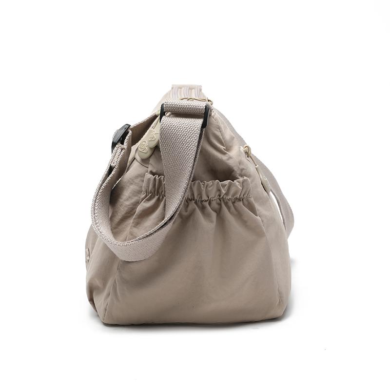 Women Crossbody Bag Nylon Hobo Bag Lightweight Sports Large Capacity Shoulder Bag Mother Bag