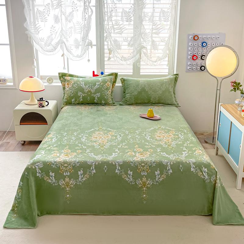 Cartoon Style Bedsheet Velvet Bed Linen Skin-friendly Flat Sheet Warm Bed Sheet for Winter Home Sheets sabanas (No Pillowcase)