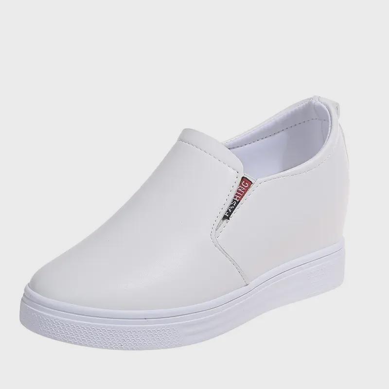 Женские осенние лоферы-клинья 2025: Толстая подошва, повседневные туфли без застежек для стильной универсальности