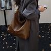 2024 Новая Высококлассная Ретро Женская Универсальная Сумка Тоут через Плечо/Подмышку для Осени и Зимы
