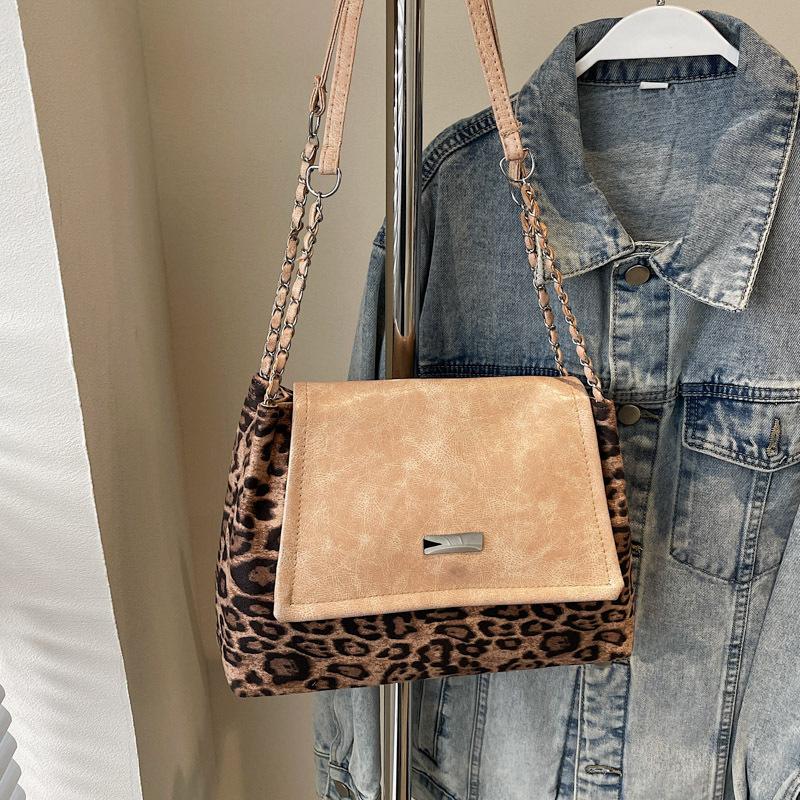 Вместительная сумка с леопардовым принтом, женская сумка через плечо на осень и зиму, сумка-тоут с мягкой отделкой и цепочкой в стиле ретро