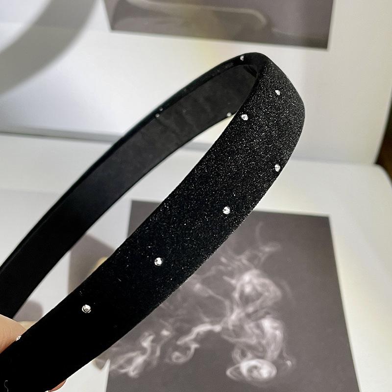 French Elegance Black Series Pearl Headband with Teeth - Autumn/Winter Collection