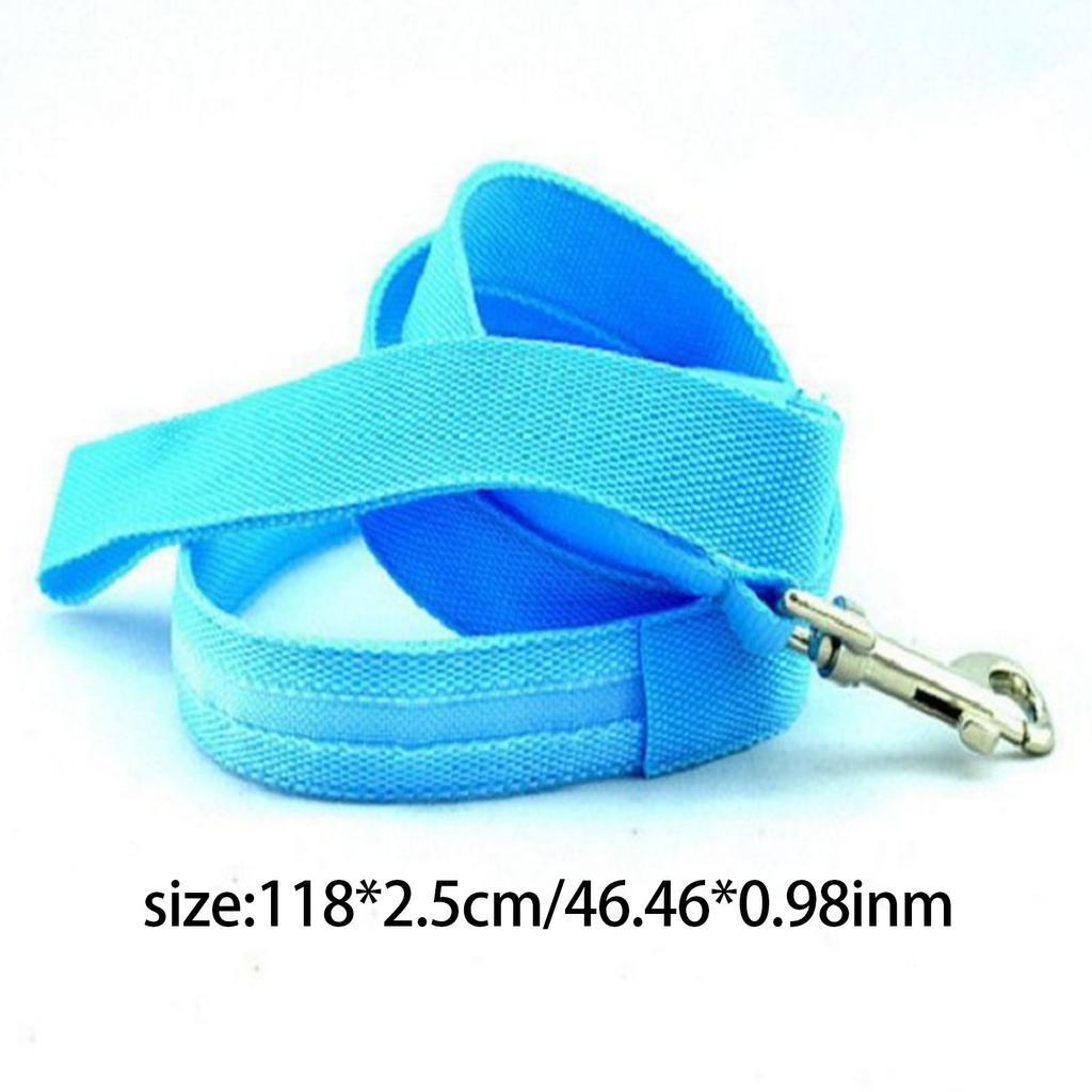 Набор из 4 светящихся поводков для собак, перезаряжаемый и водонепроницаемый нейлоновый дизайн для видимости и безопасности в ночное время для всех размеров питомцев