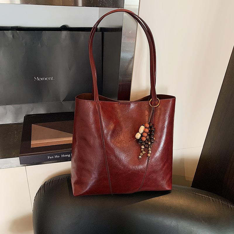 Сумка большой вместимости женская 2025 новая осенне-зимняя текстурная универсальная ретро сумка через плечо большая сумка популярная сумка-тоут для поездок на работу