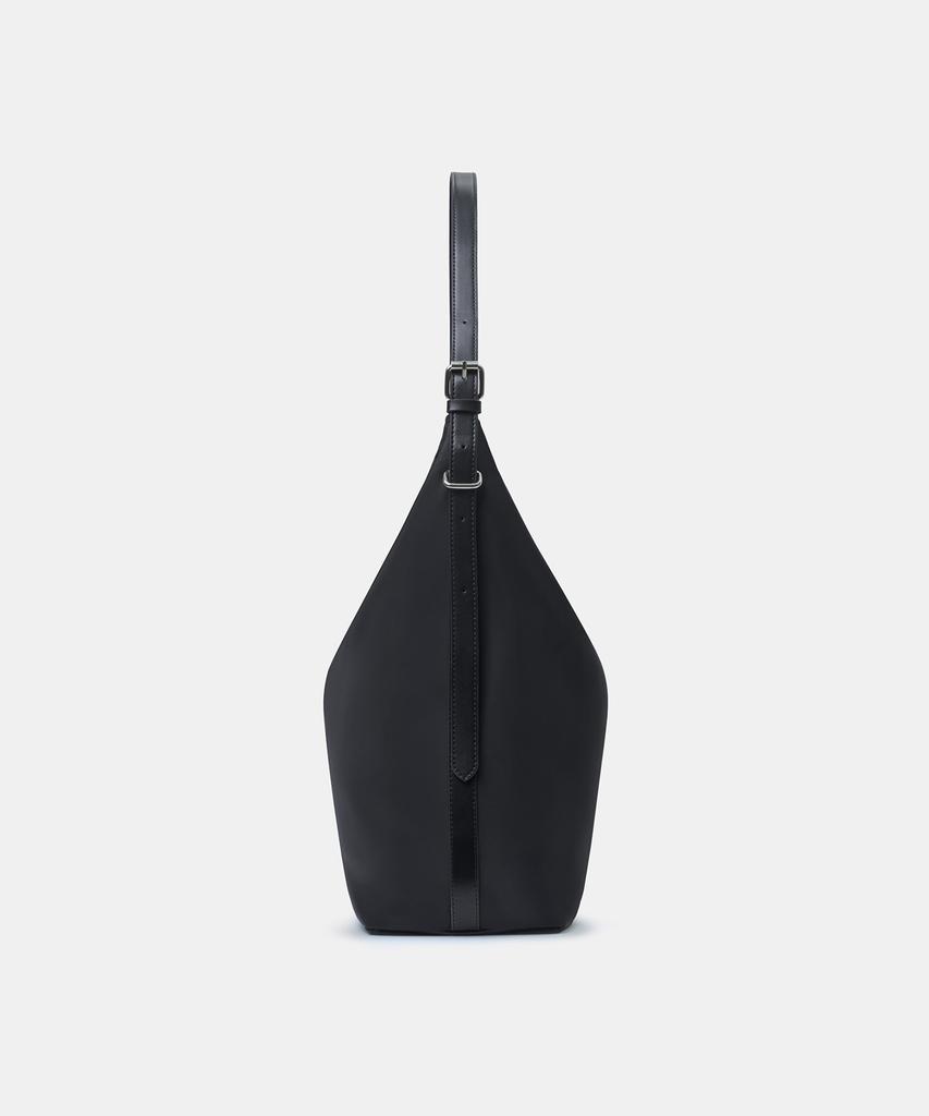 MUSINSA STANDARD WOMAN Women'S Nylon Slouch Shoulder Bag [Black]