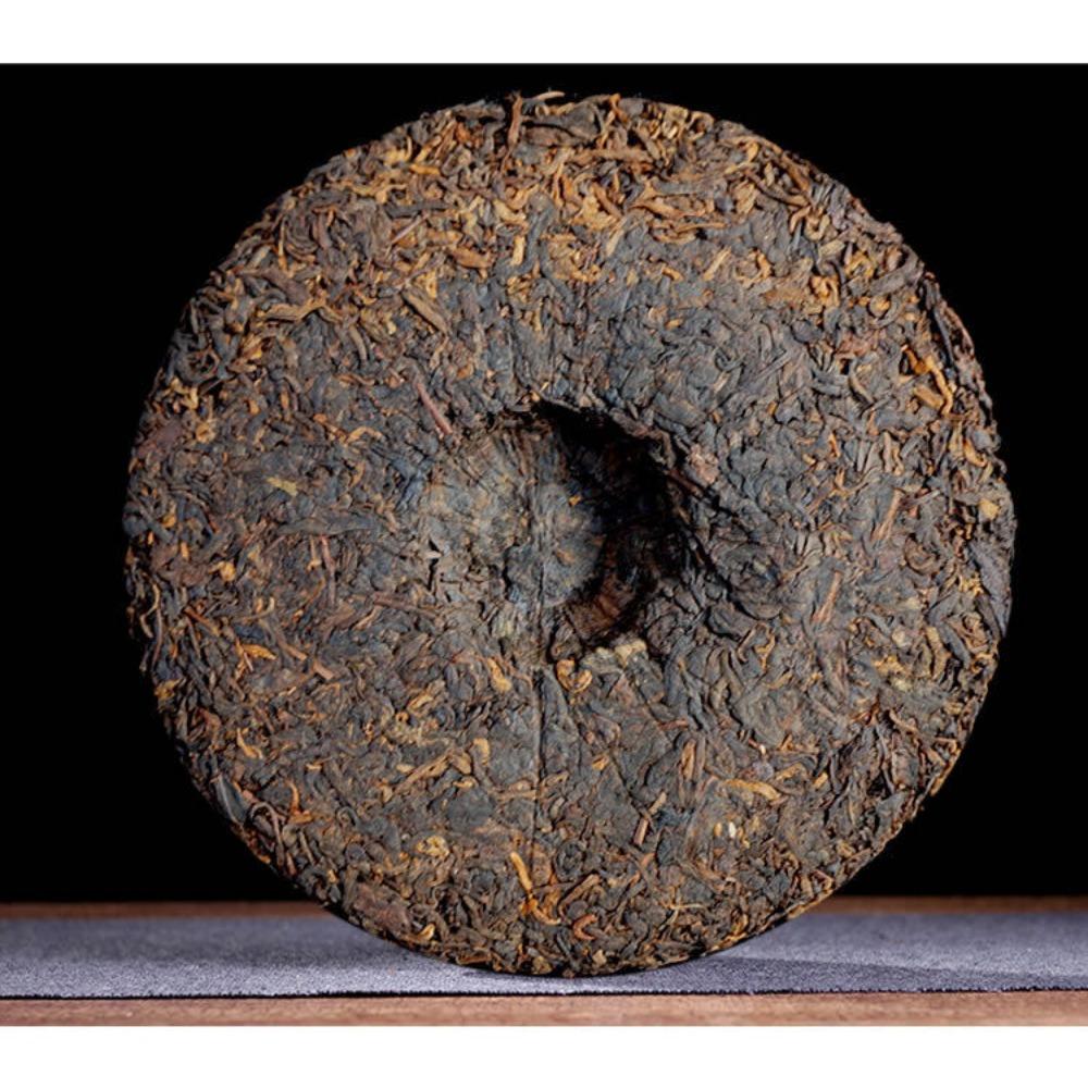 Чай Yunnan Menghai King Pu - erh Ripe Tea Palace Aged Fragrance 357g Cake